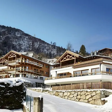 Holiday Glacier Estate - Osb03823-dya *